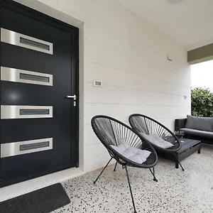  Apartment Apartment And Room Mare