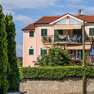 Center Apartment Malinska